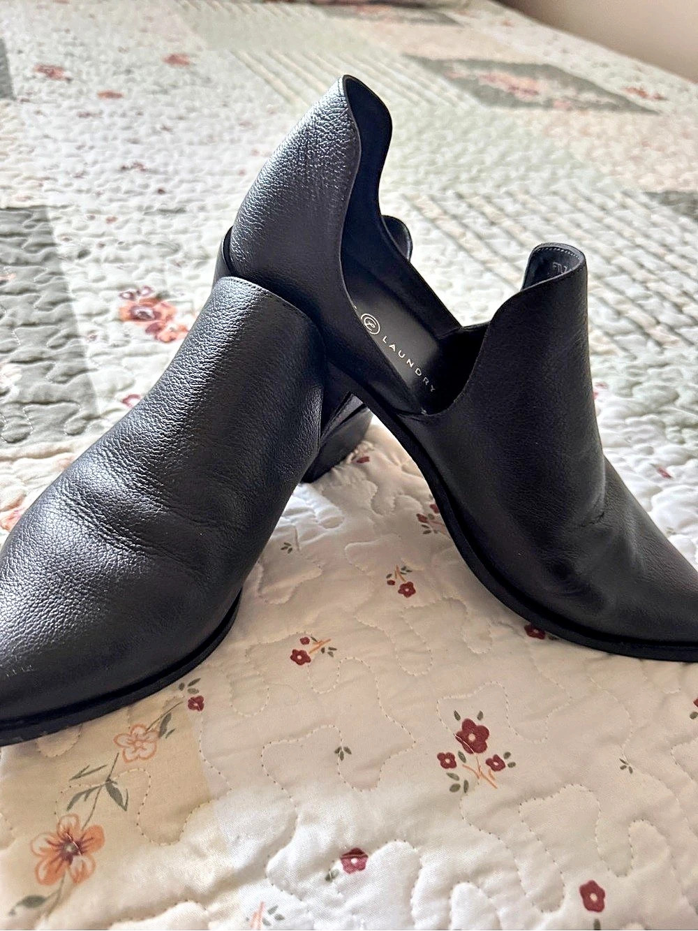 Chinese LaundruWomen's Black Ankle Boots Like New